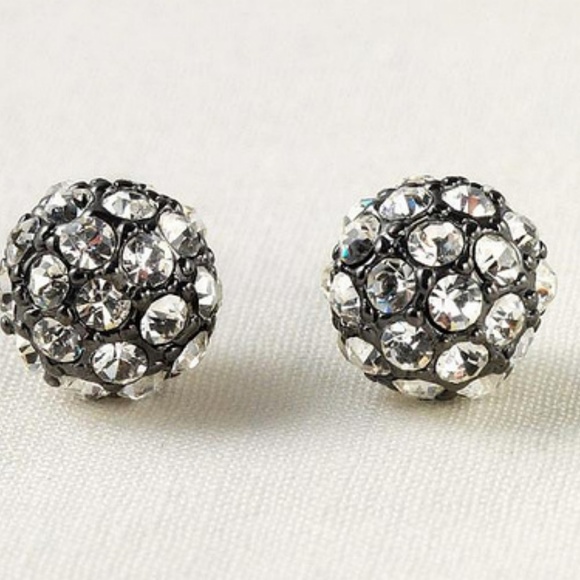 Stella & Dot | Glimmering Rhinestone Soirée Silver Pave+Hematite Studs - Picture 6 of 9